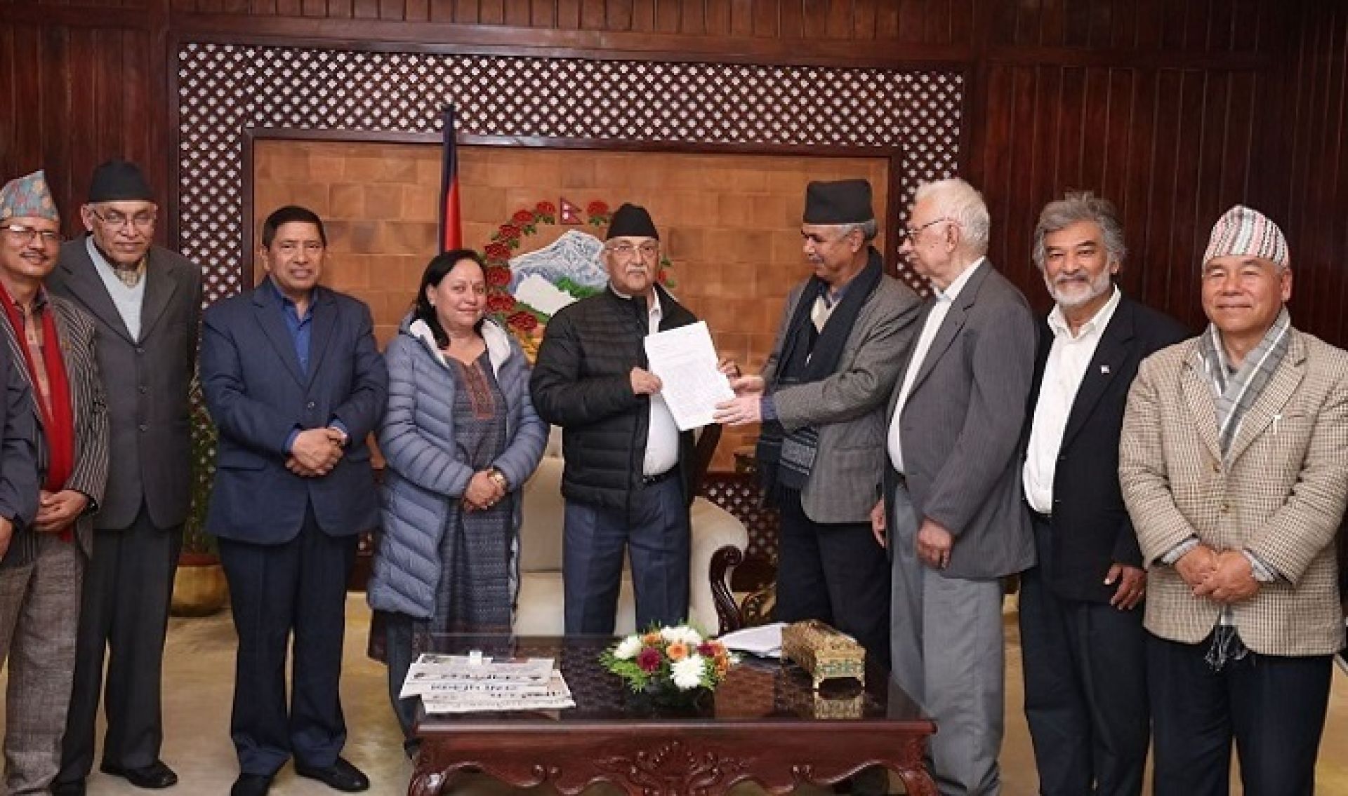 इजरायल–प्यालेस्टाइन युद्धमा तटस्थ नबस्न प्रधानमन्त्रीको ध्यानाकर्षण